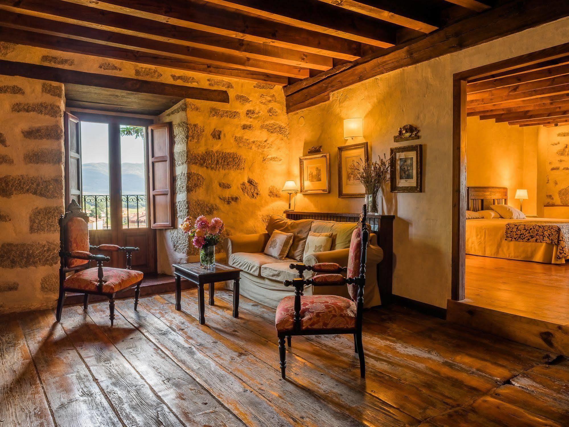 Posada Real La Casa De Arriba Navarredonda de Gredos Kültér fotó